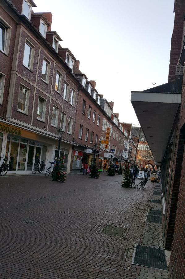 Piacere Emden Apartment ภายนอก รูปภาพ